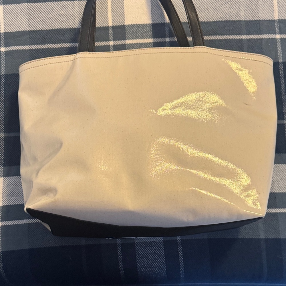 Kate Spade Disney Minnie Mouse Tote - Picture 9 of 16